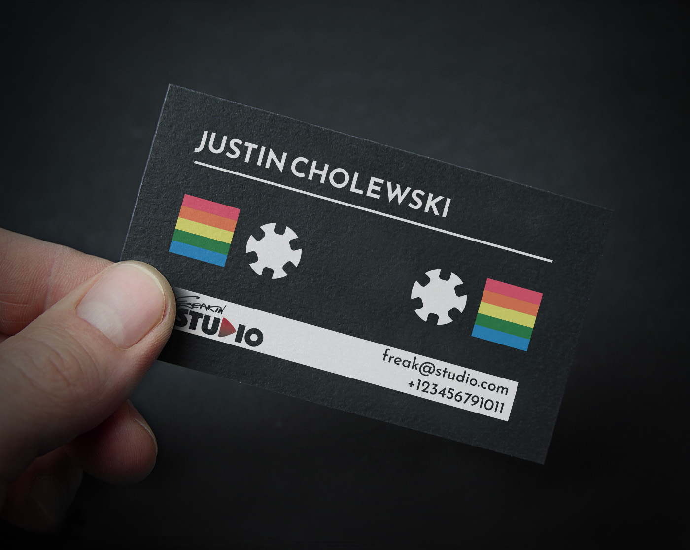 vacha-grafikos-dizainas-business-card-cassette-vizitines-gamyba