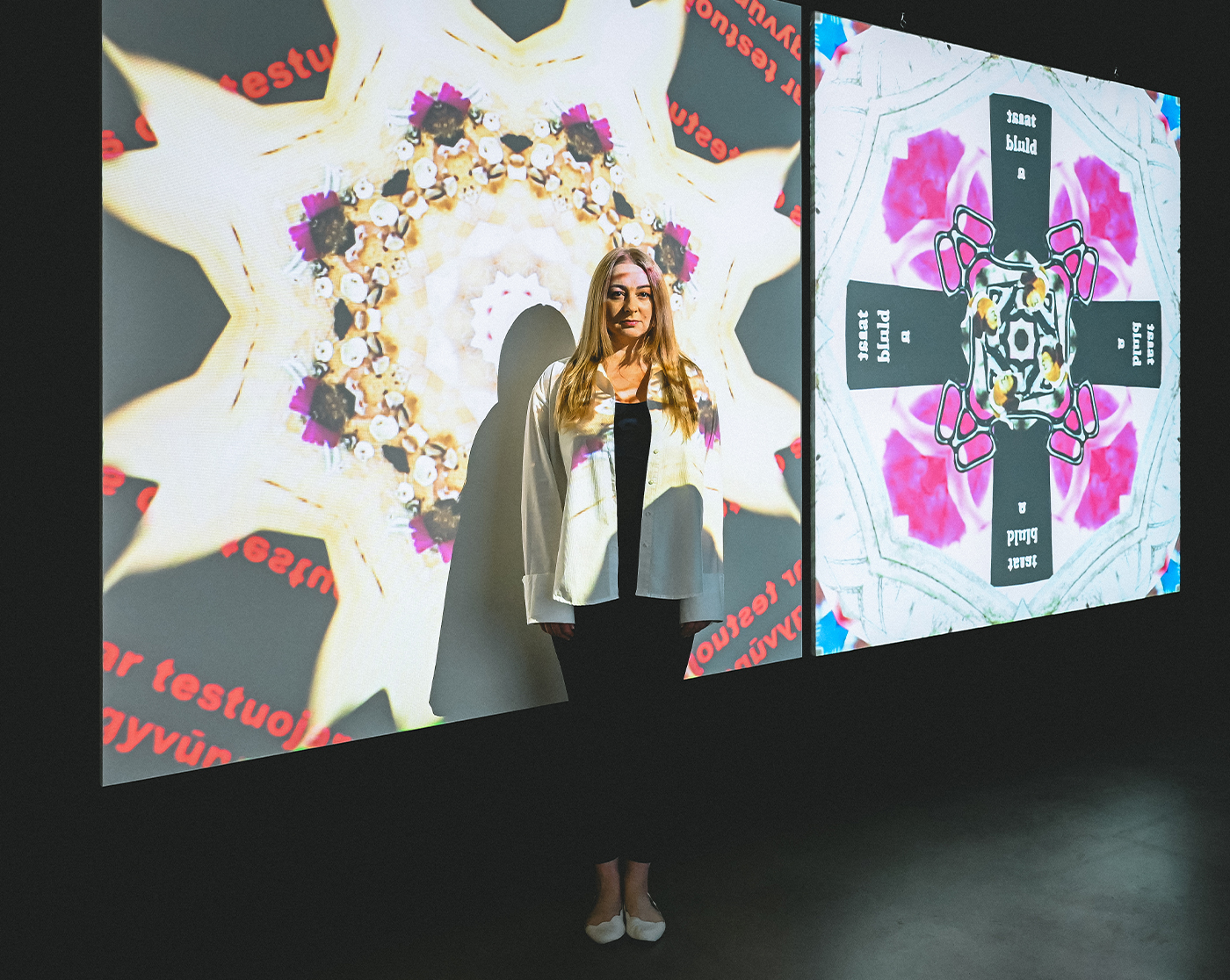 Simulacral-Hypnoplastic-Kaleidoscope-art-installation-Vaiva-Chachlauske-microplastics-in-cosmetic-pollution